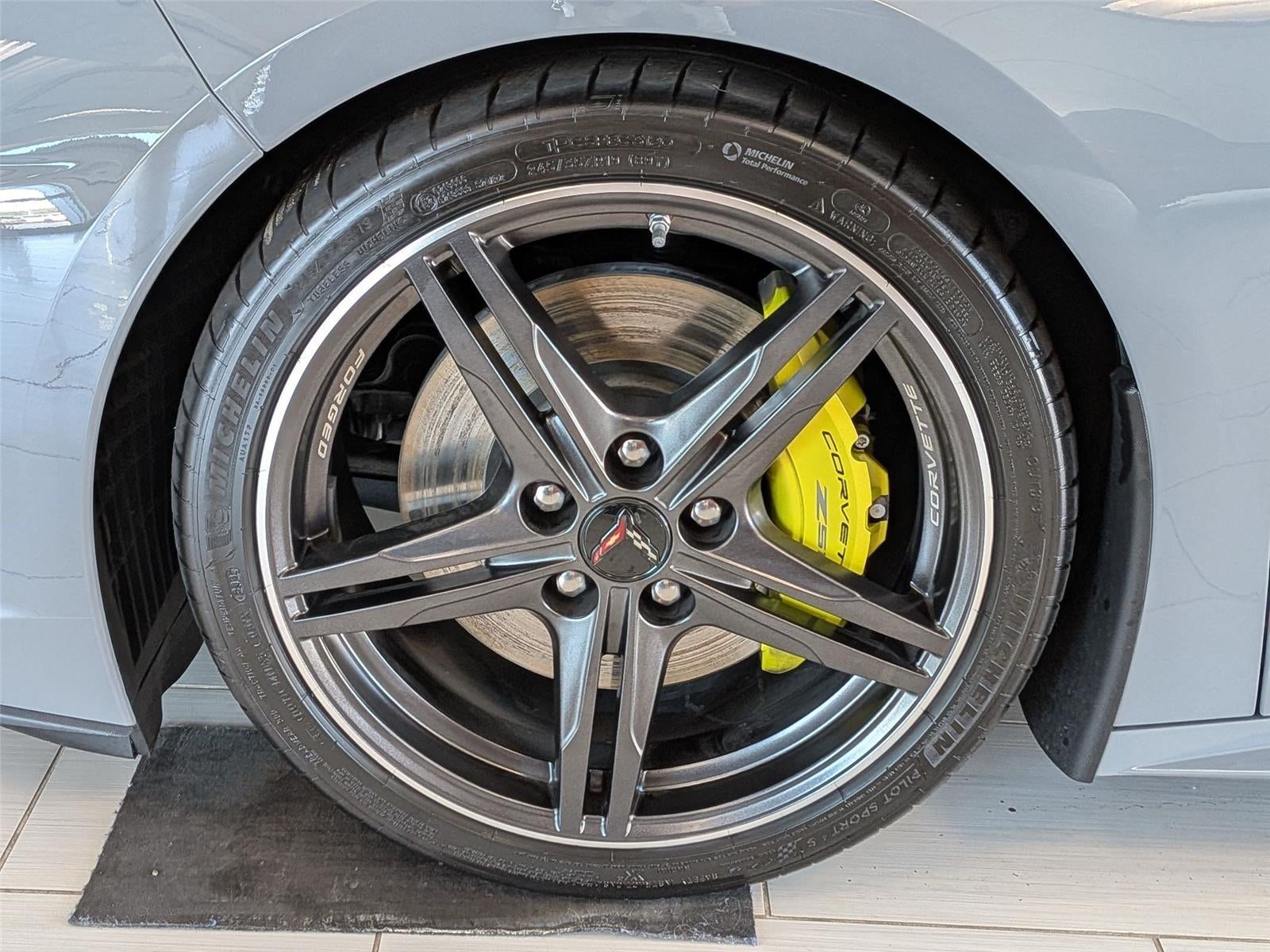 2024 Chevrolet Corvette 2LT