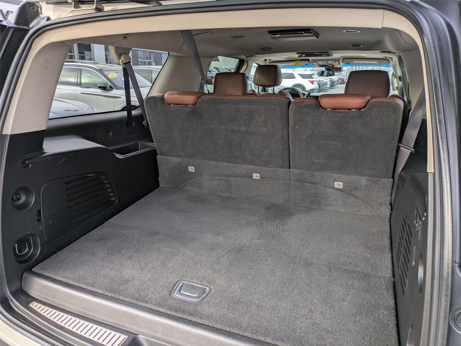 2017 Cadillac Escalade ESV Premium Luxury