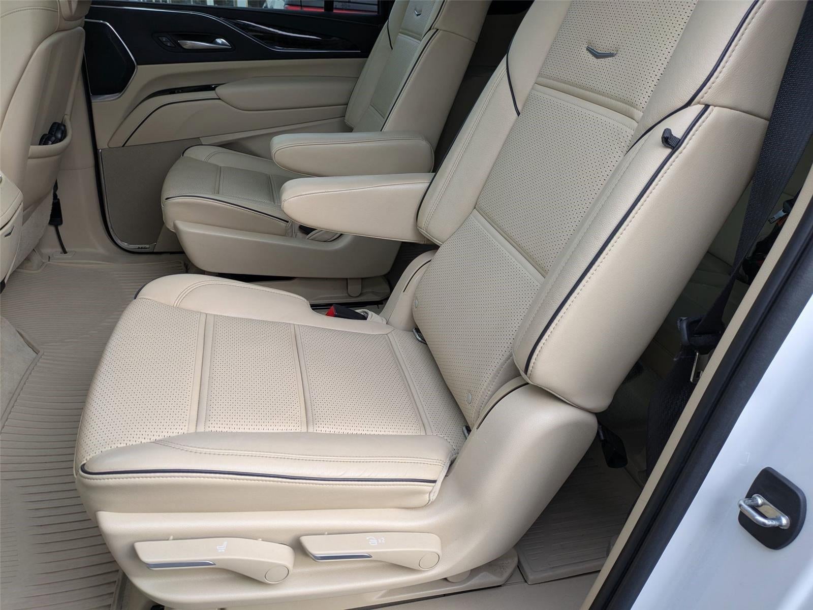 2021 Cadillac Escalade ESV Premium Luxury