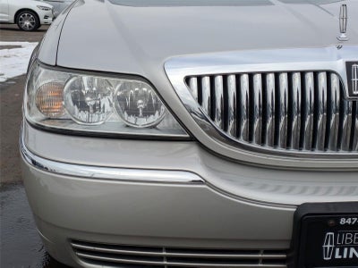 2004 Lincoln TOWN CAR ULTIMATE