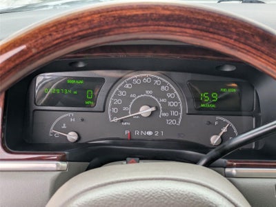 2004 Lincoln TOWN CAR ULTIMATE