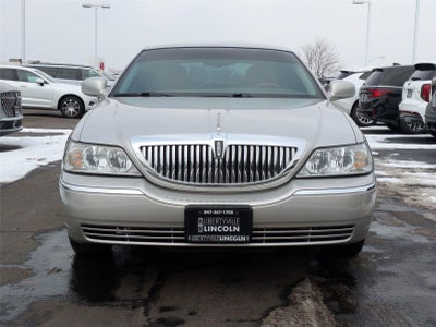 2004 Lincoln TOWN CAR ULTIMATE