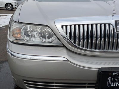2004 Lincoln TOWN CAR ULTIMATE