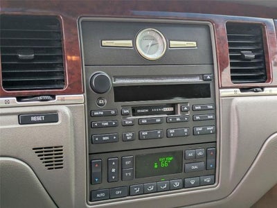 2004 Lincoln TOWN CAR ULTIMATE
