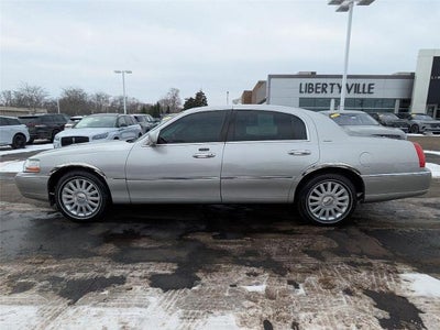 2004 Lincoln TOWN CAR ULTIMATE