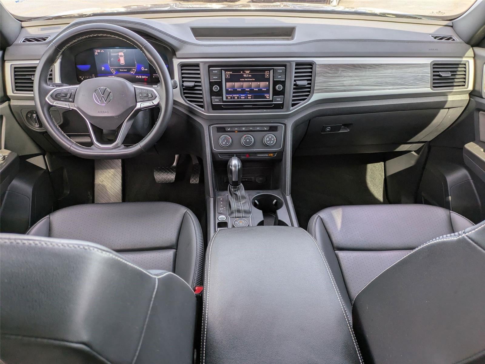 2022 Volkswagen Atlas Cross Sport 2.0T SE