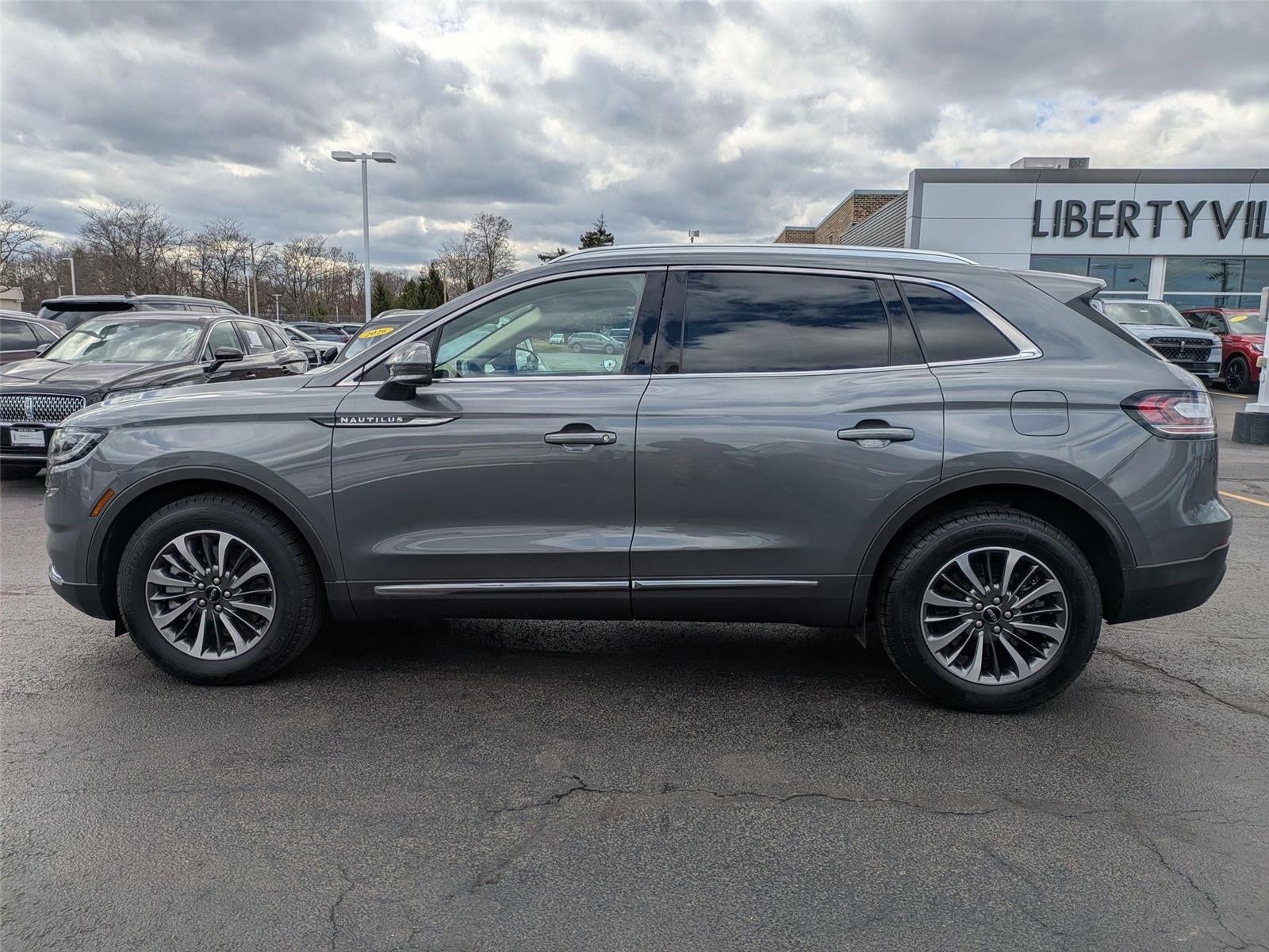 2023 Lincoln Nautilus Standard