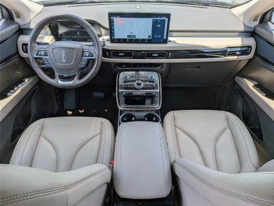 2023 Lincoln Nautilus Standard