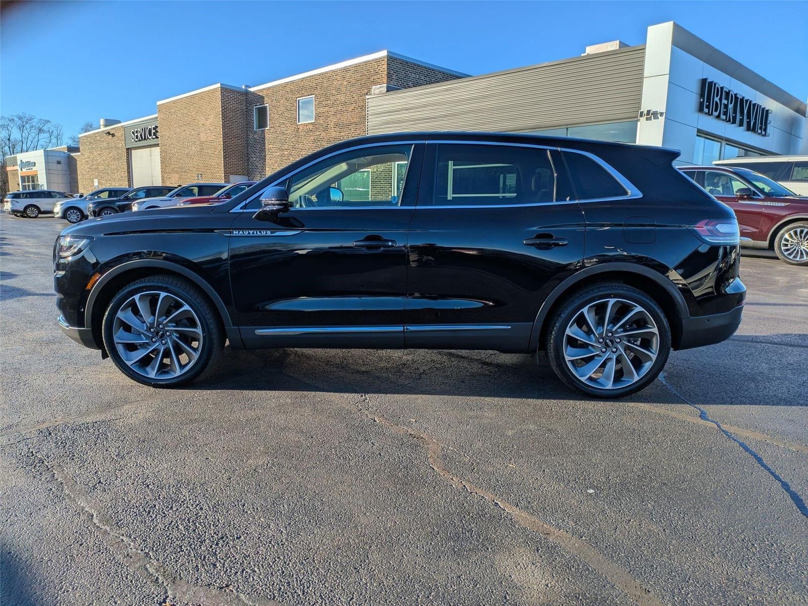 2022 Lincoln Nautilus Reserve