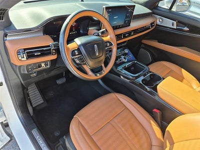 2022 Lincoln Nautilus Black Label