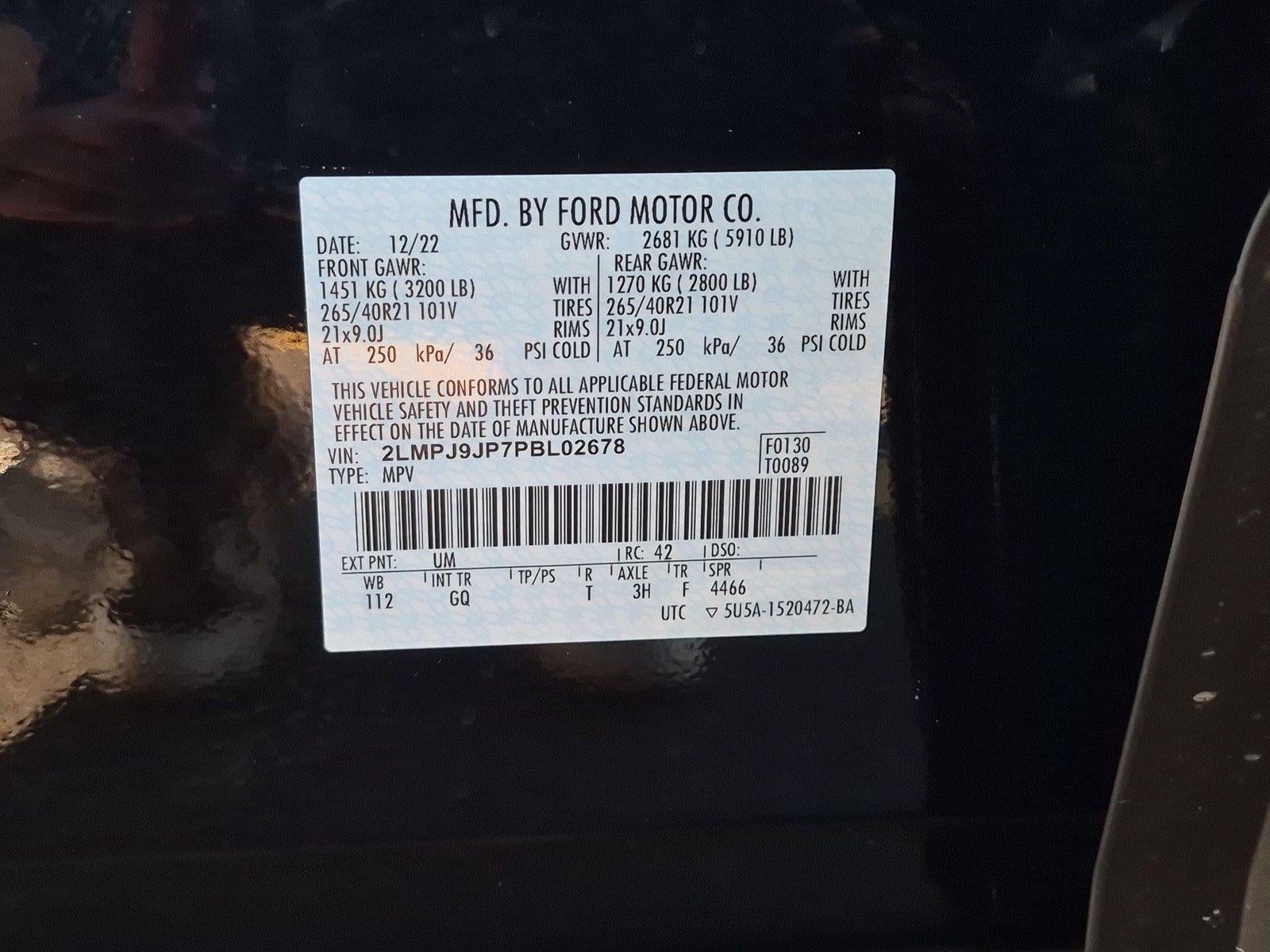 2023 Lincoln Nautilus Black Label