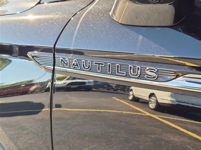 2023 Lincoln Nautilus Black Label