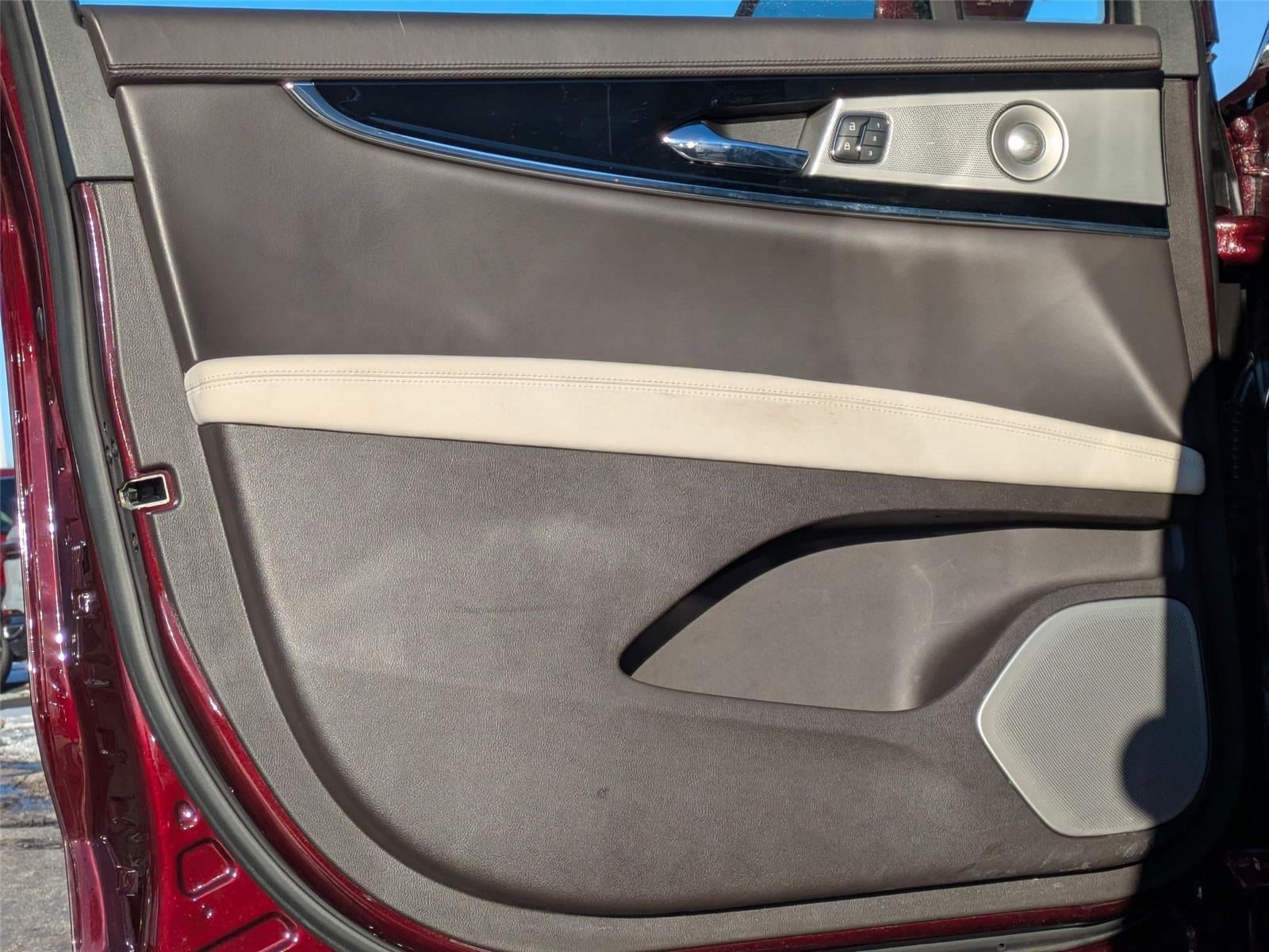 2022 Lincoln Nautilus Black Label