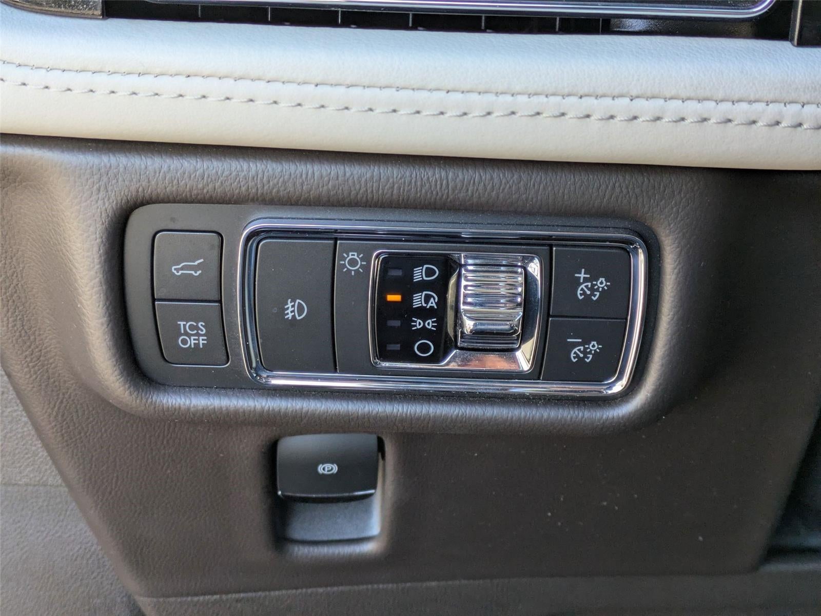 2022 Lincoln Nautilus Black Label