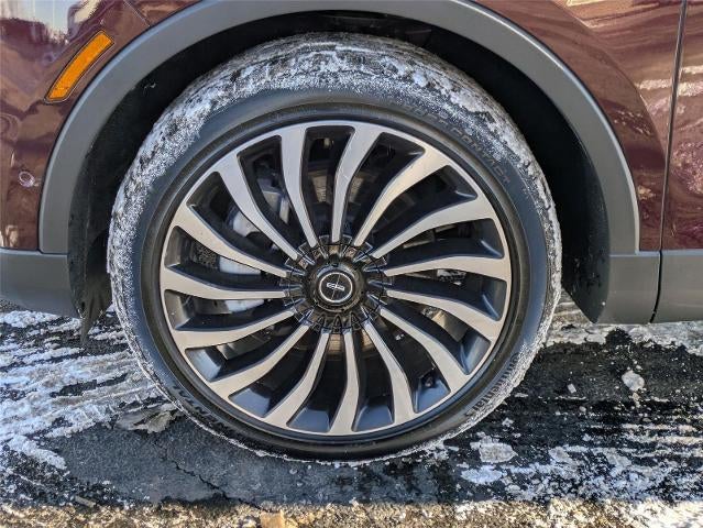 2022 Lincoln Nautilus Black Label