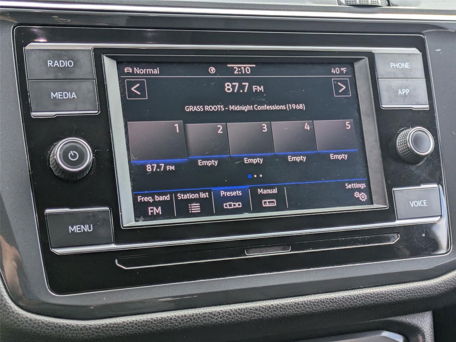 2022 Volkswagen Tiguan S