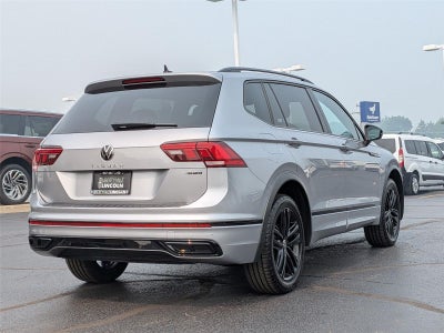 2022 Volkswagen Tiguan SE R-Line Black