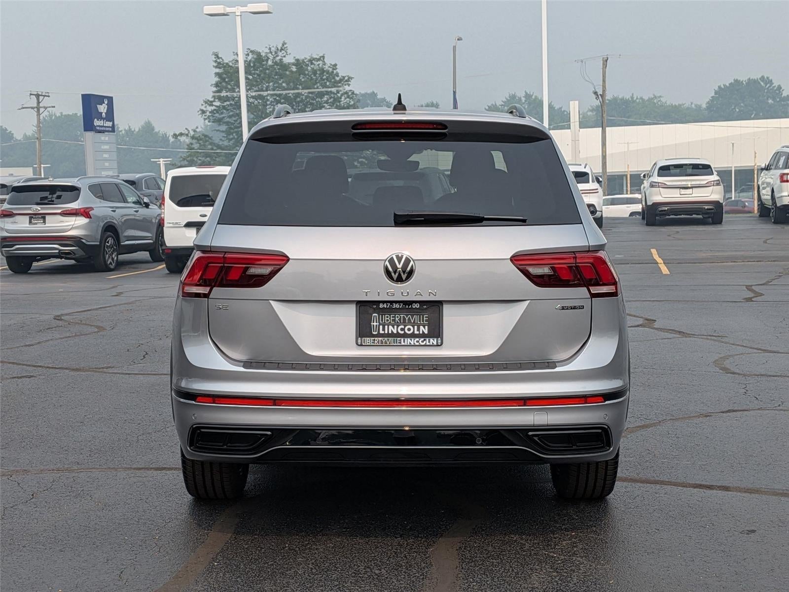 2022 Volkswagen Tiguan SE R-Line Black