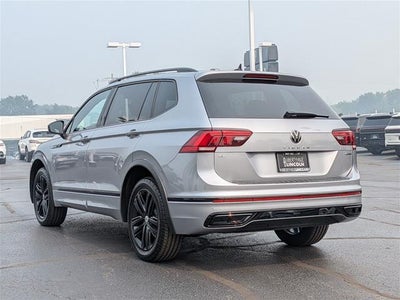 2022 Volkswagen Tiguan SE R-Line Black