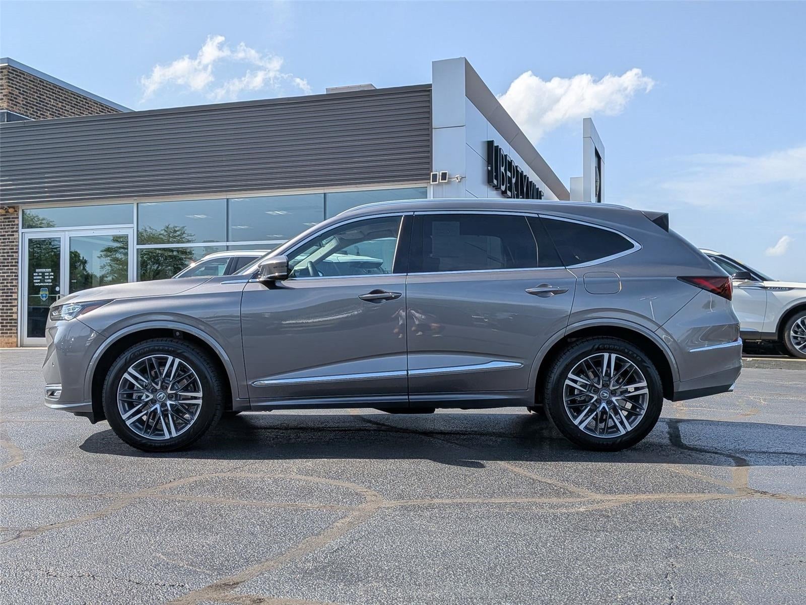 2025 Acura MDX SH-AWD w/Advance
