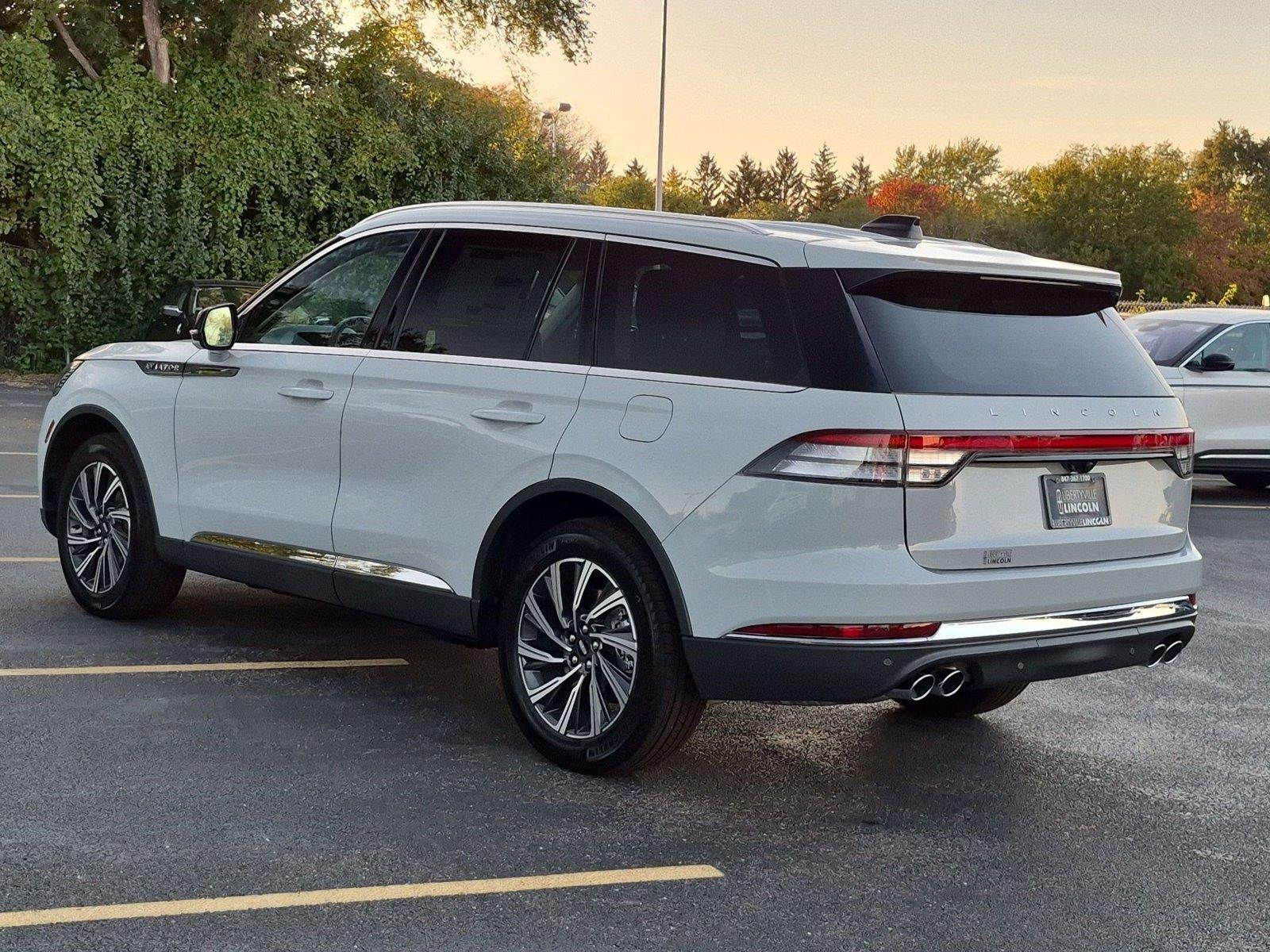 2027 Lincoln Aviator Premiere