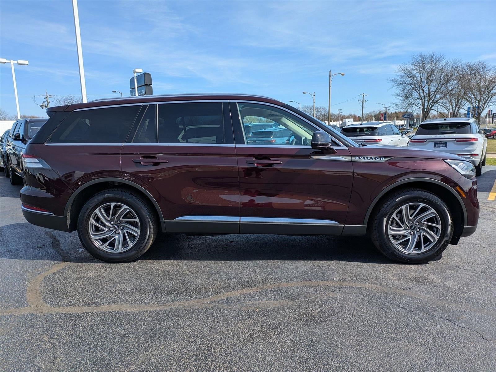 2023 Lincoln Aviator Standard