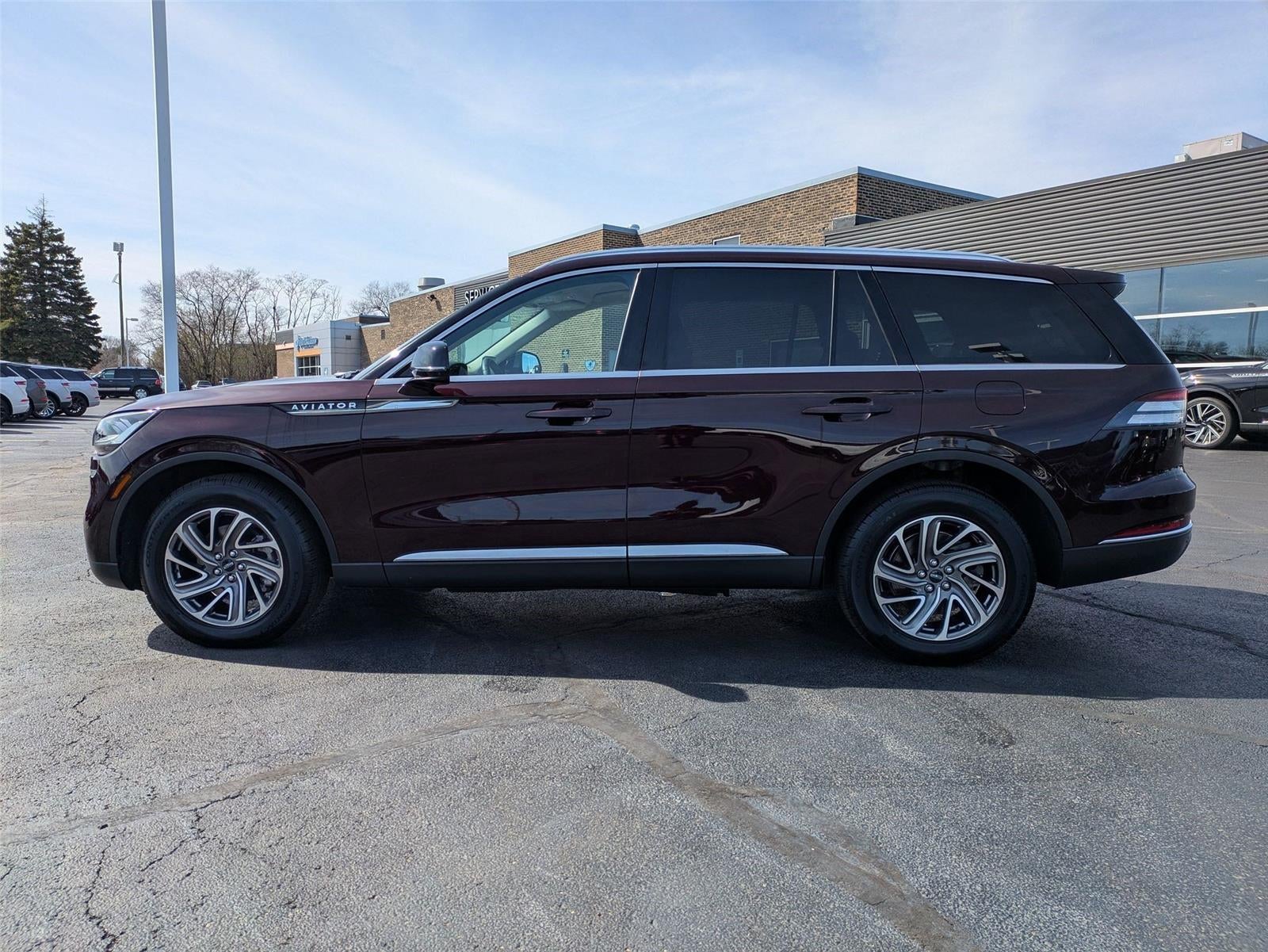 2023 Lincoln Aviator Standard