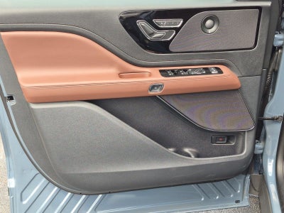 2027 Lincoln Aviator Reserve