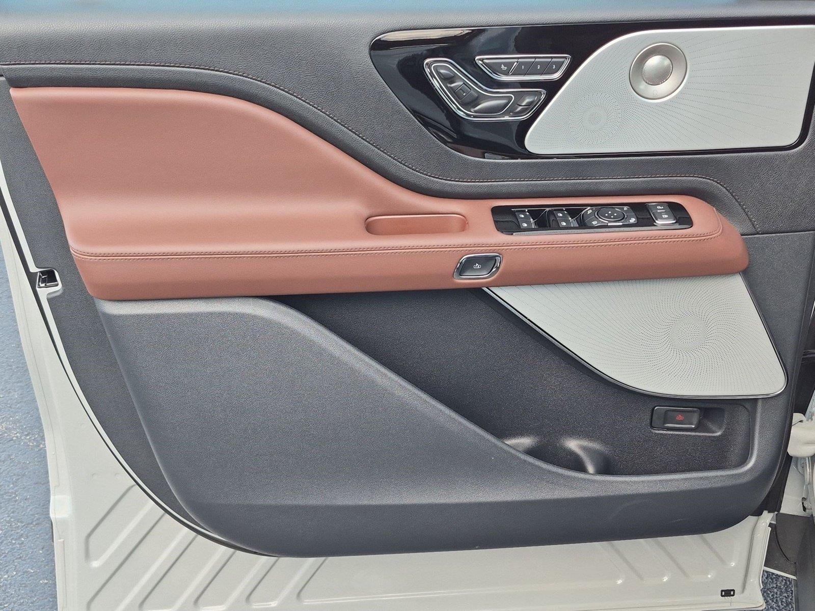 2027 Lincoln Aviator Reserve