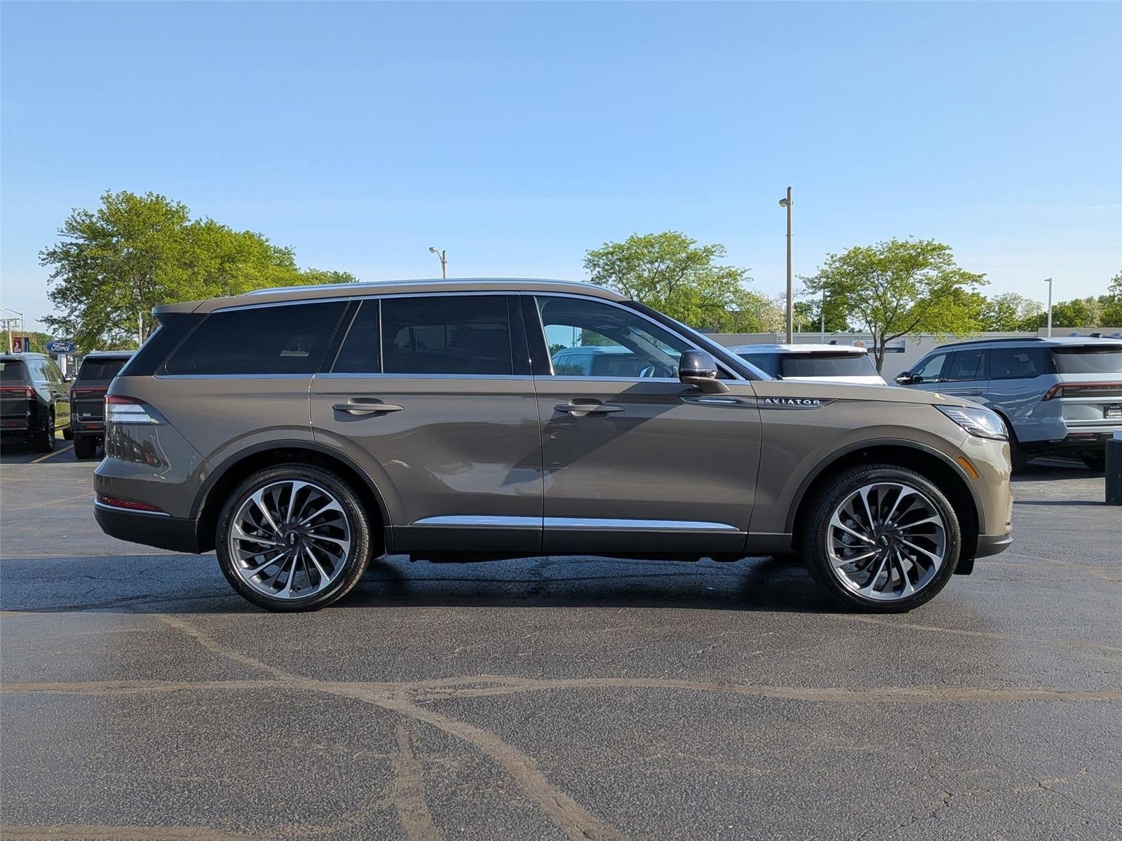 2025 Lincoln Aviator Reserve