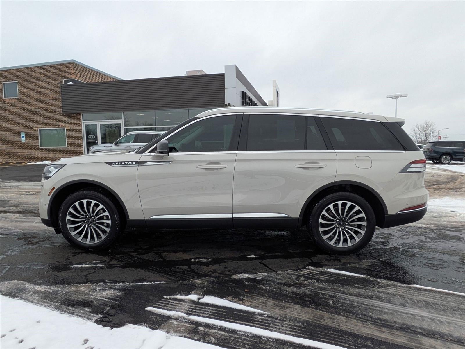 2023 Lincoln Aviator Reserve