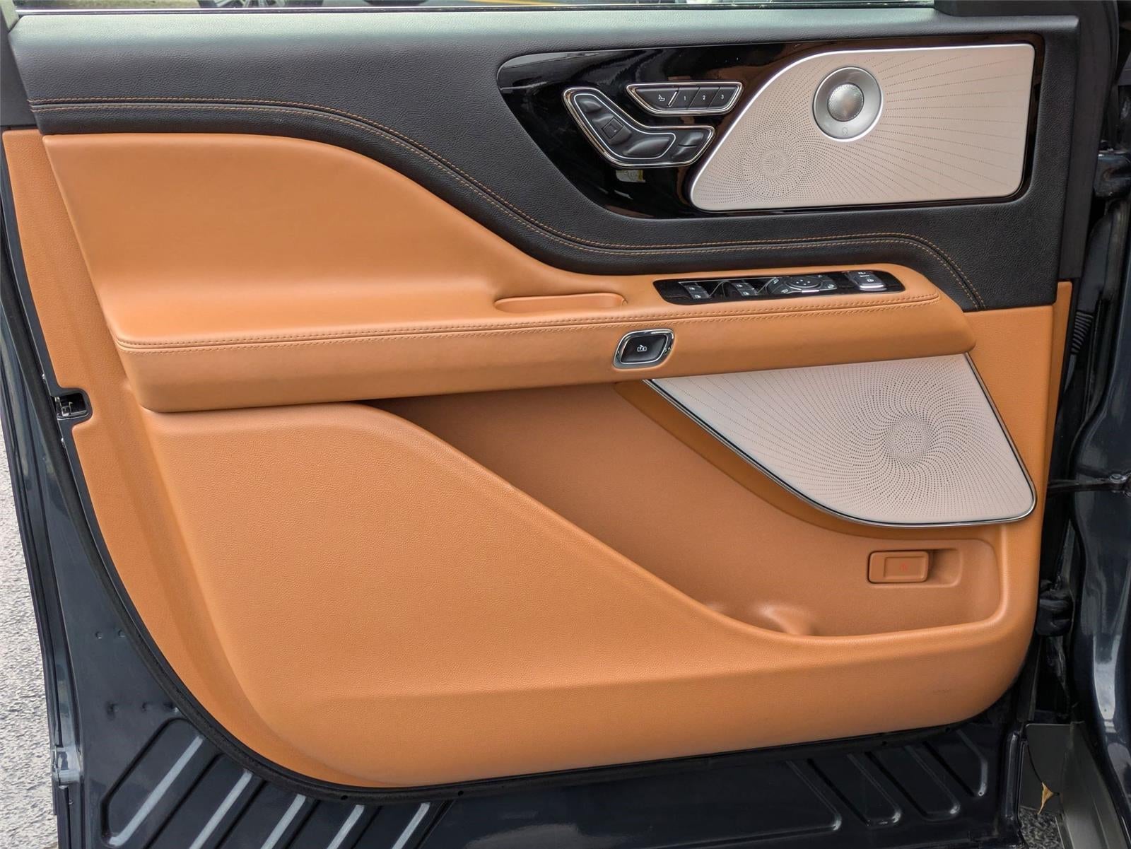 2023 Lincoln Aviator Black Label