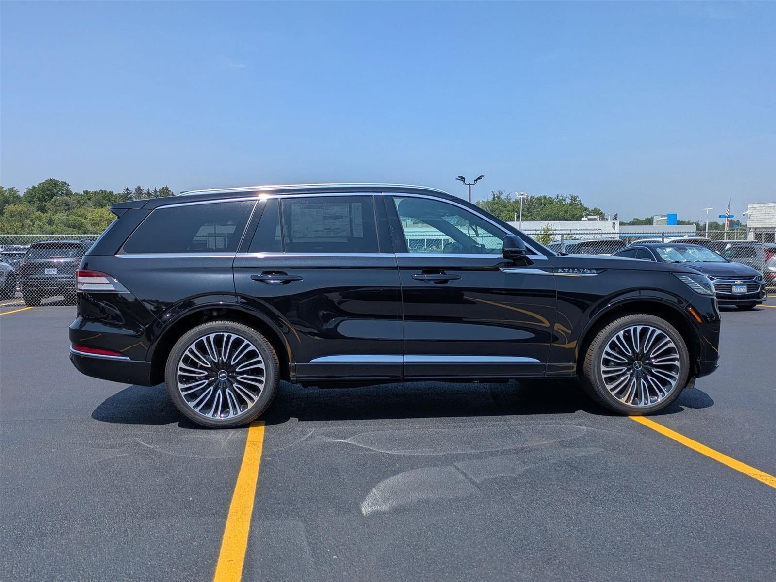 2025 Lincoln Aviator Black Label