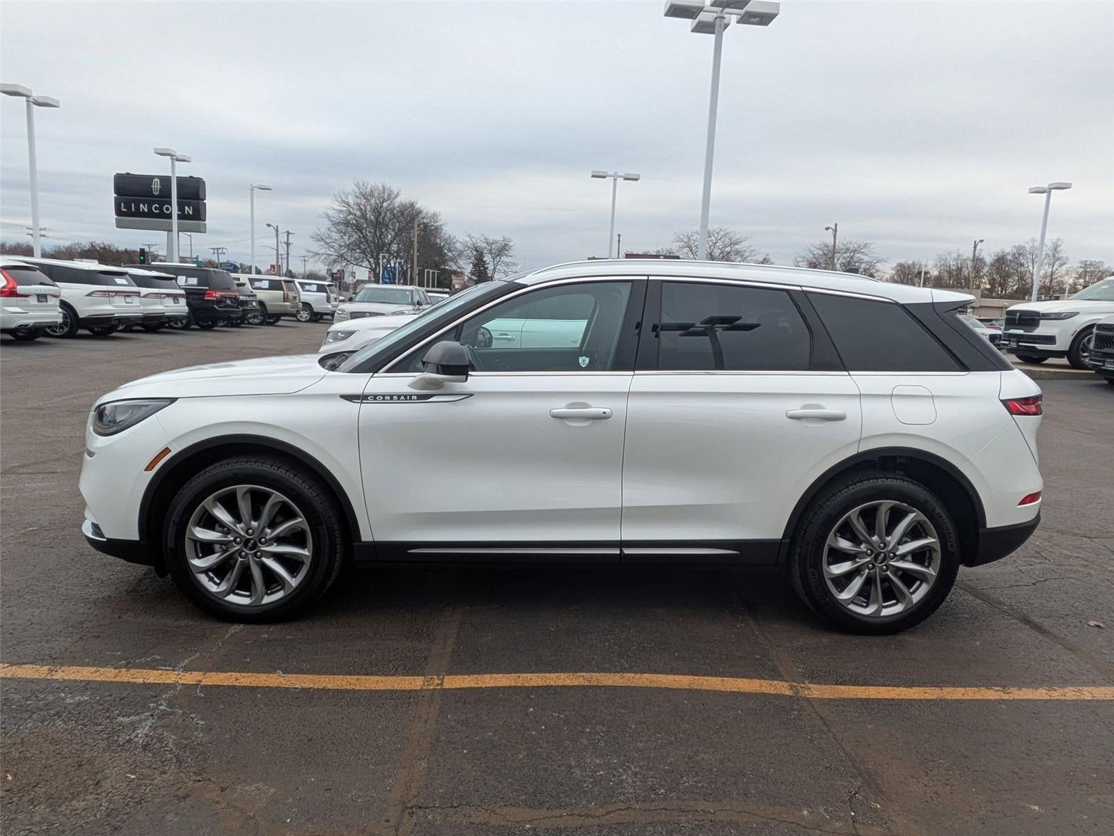 2022 Lincoln Corsair Standard