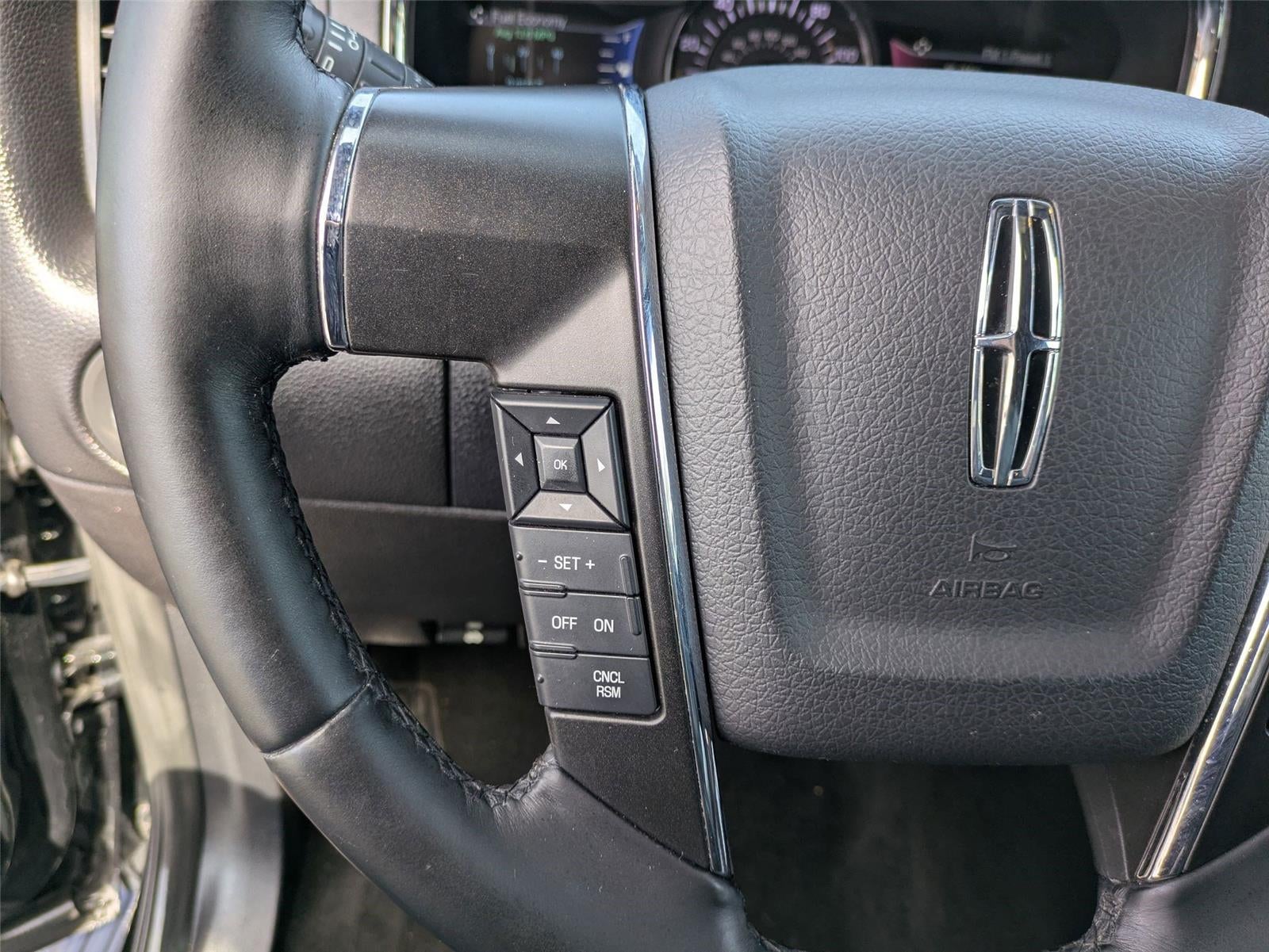 2017 Lincoln Navigator Select