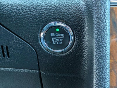 2017 Lincoln Navigator Select