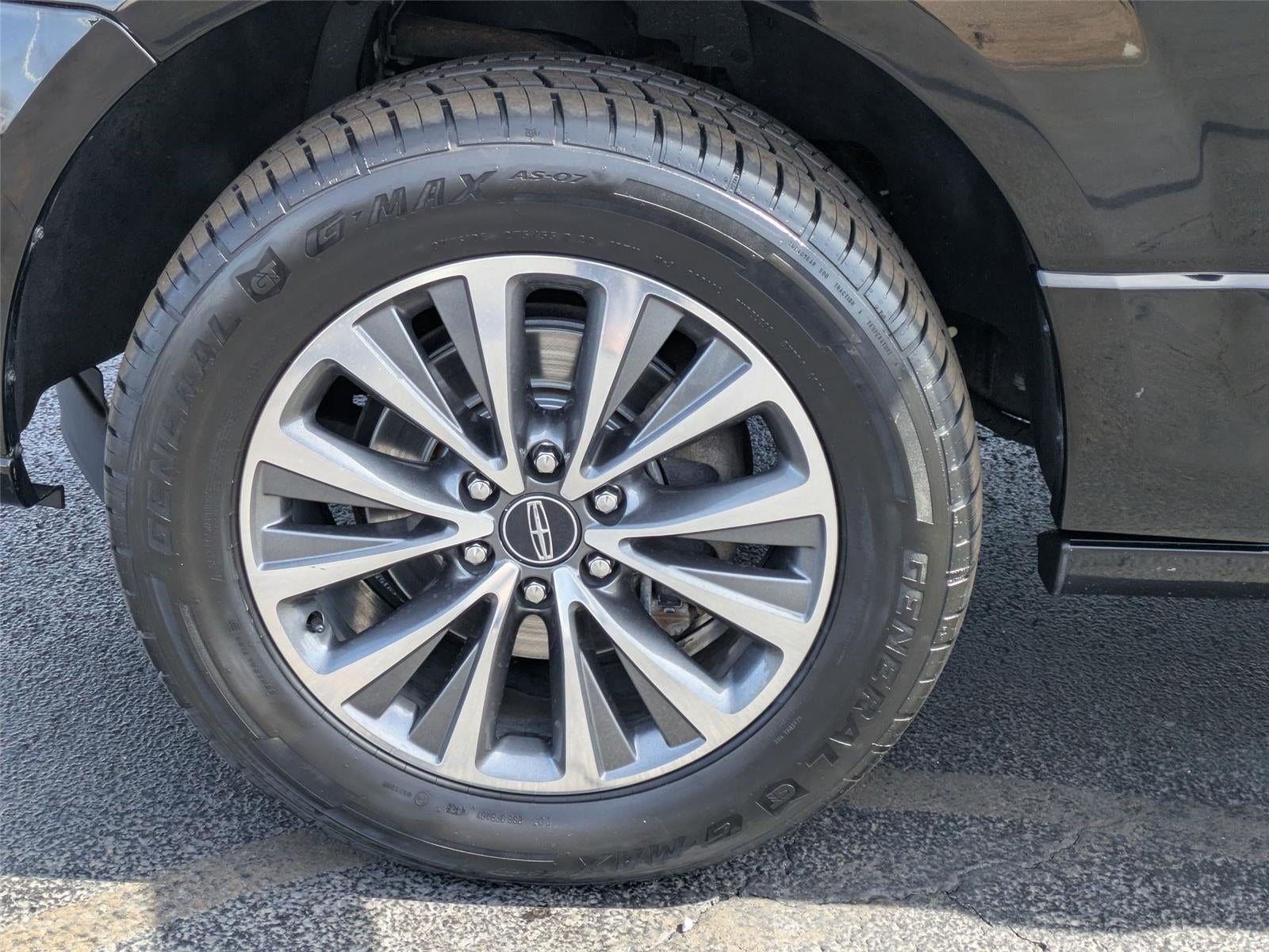 2017 Lincoln Navigator Select