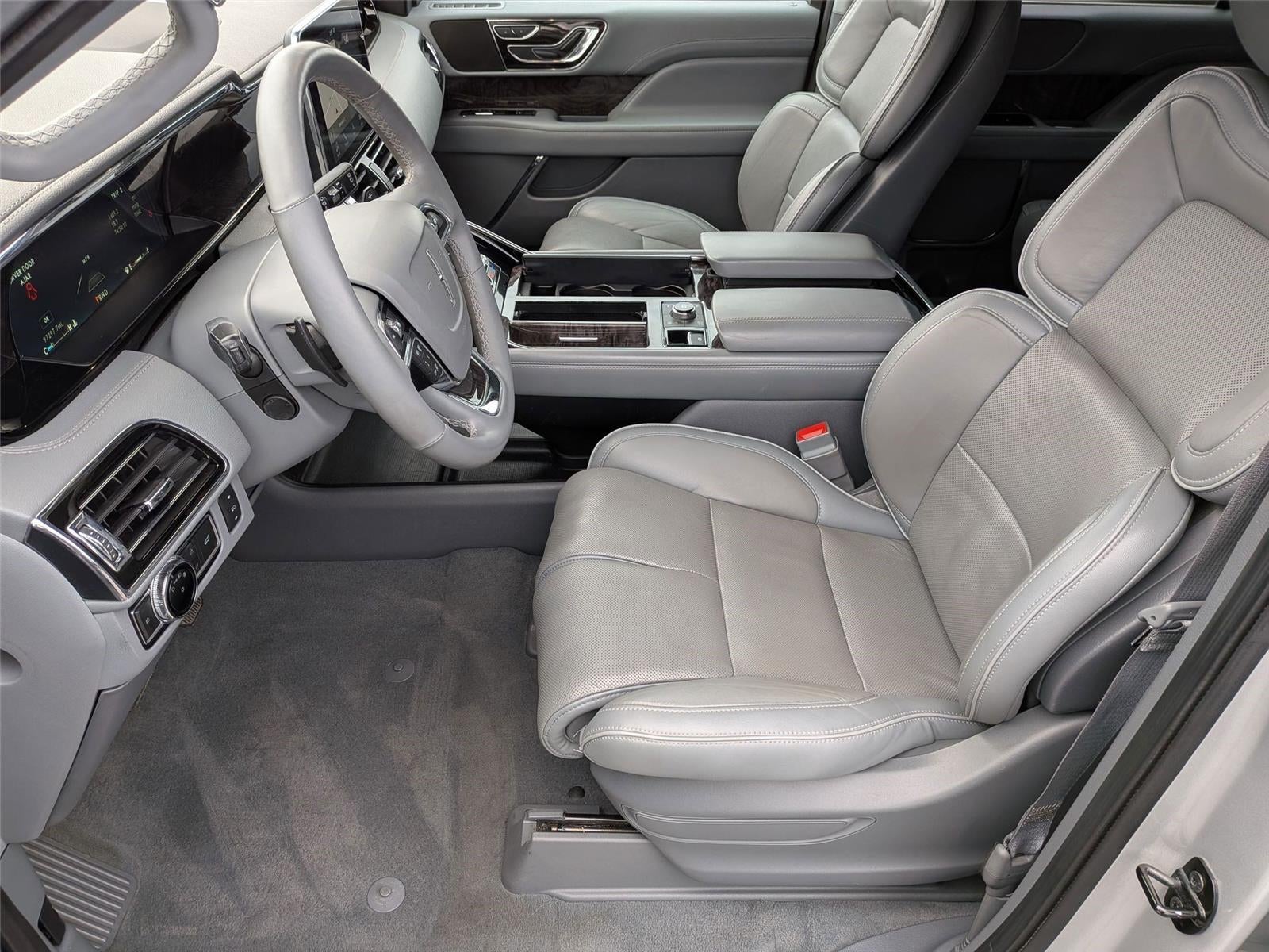 2018 Lincoln Navigator Select