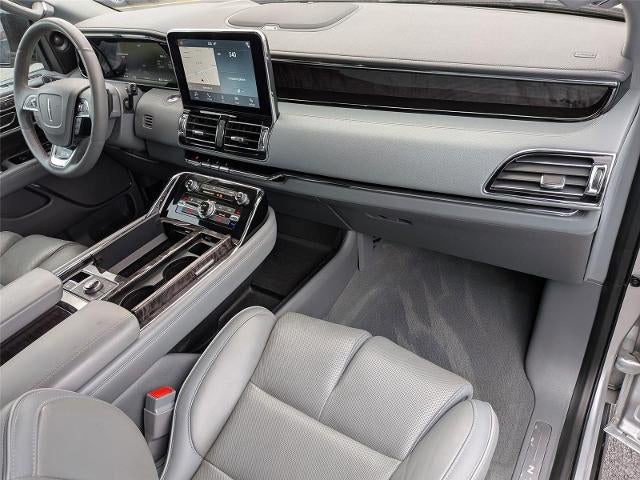 2018 Lincoln Navigator Select