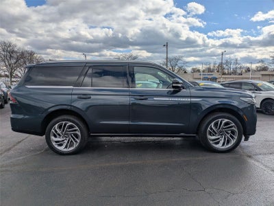 2025 Lincoln Navigator Reserve