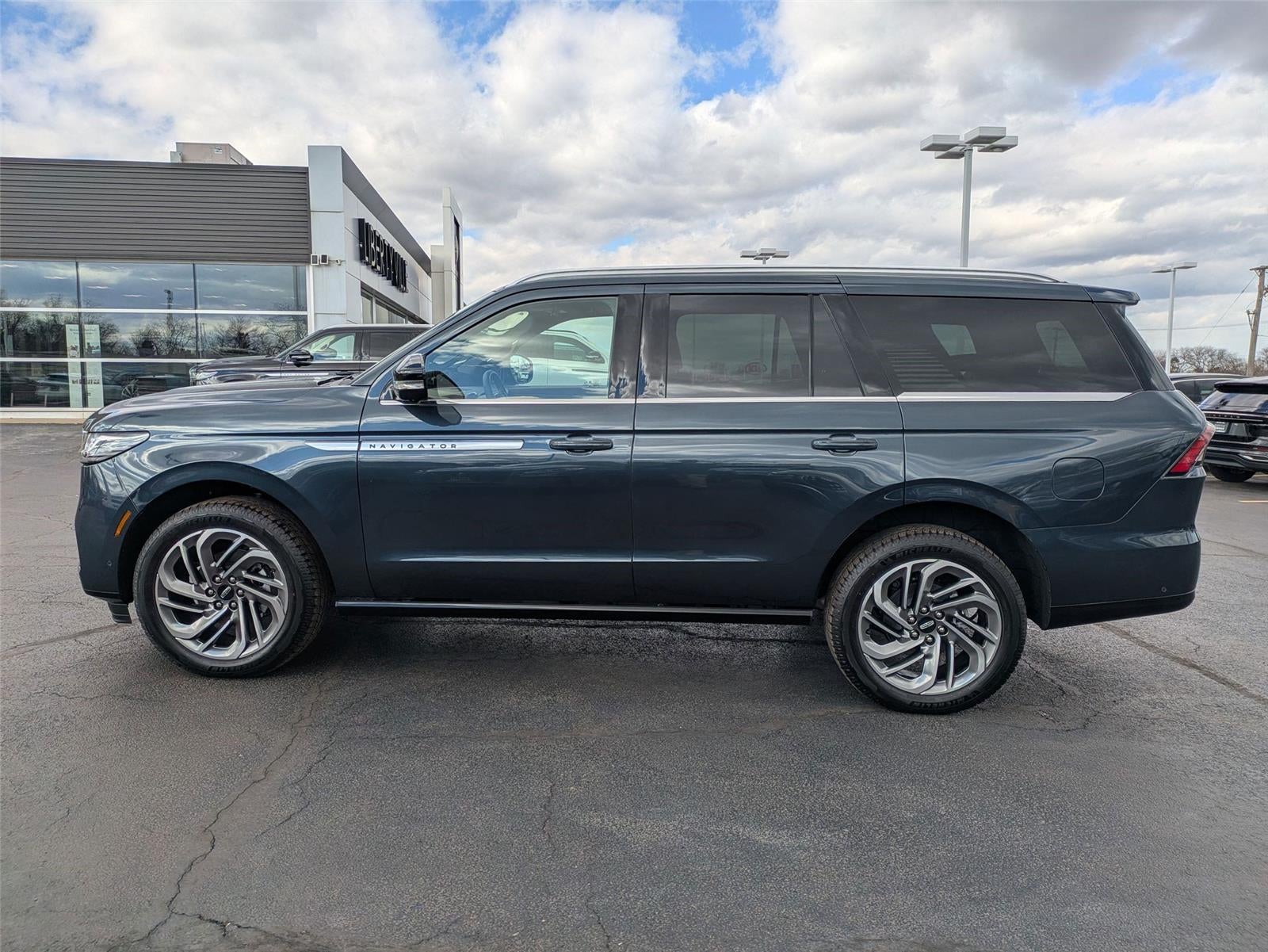 2025 Lincoln Navigator Reserve