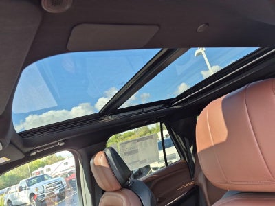 2027 Lincoln Navigator Reserve