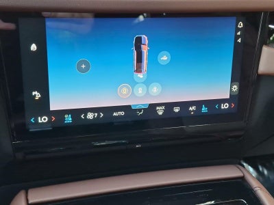 2027 Lincoln Navigator Reserve