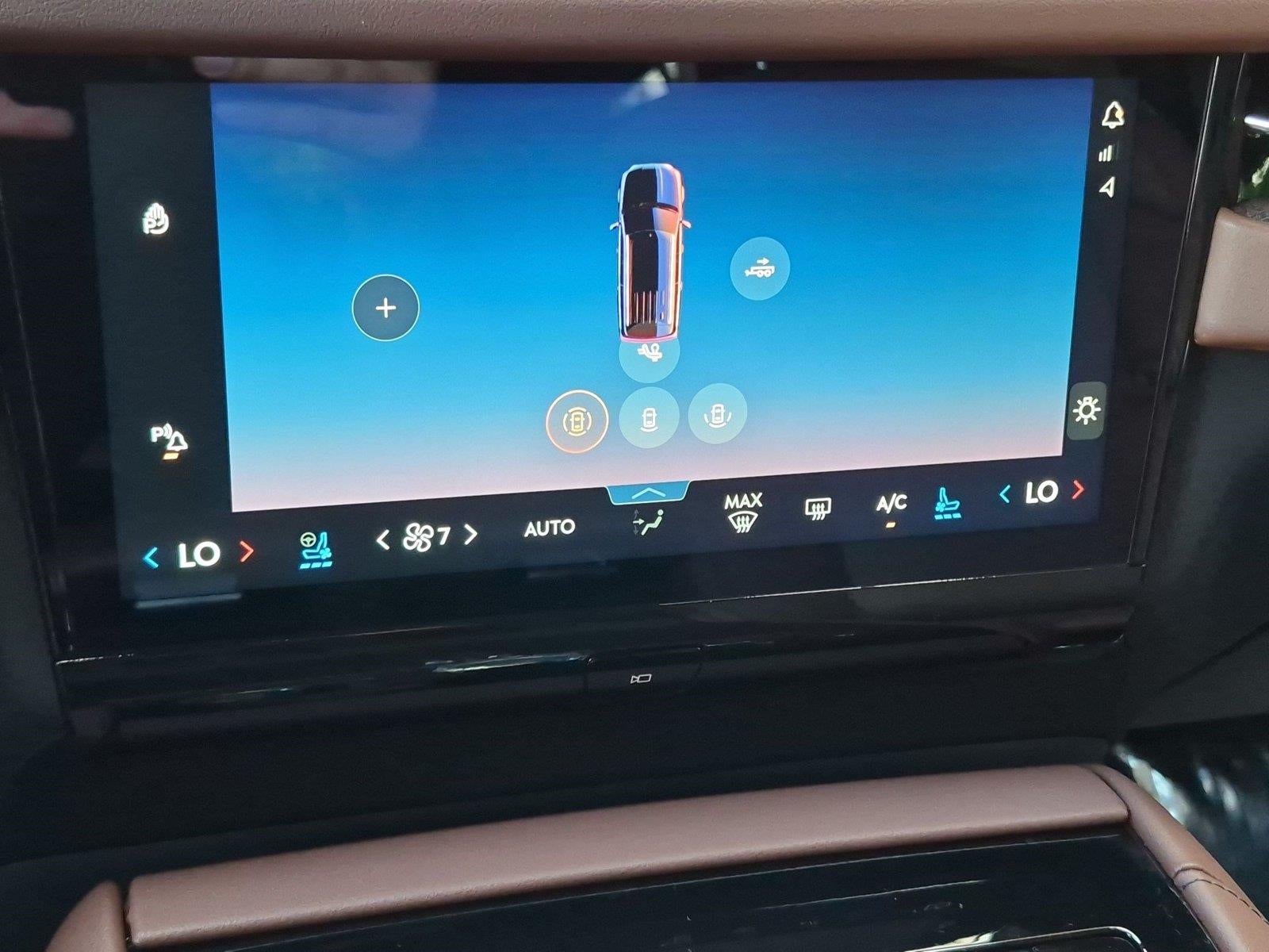 2027 Lincoln Navigator Reserve