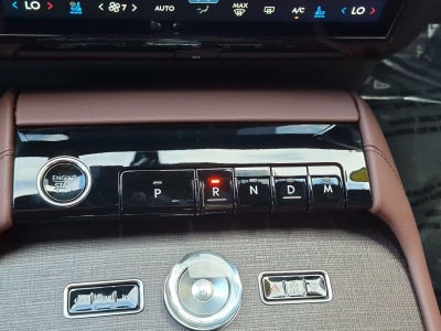 2027 Lincoln Navigator Reserve