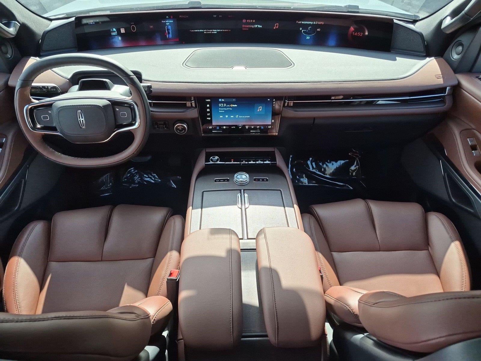 2027 Lincoln Navigator Reserve