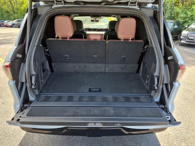 2027 Lincoln Navigator Reserve