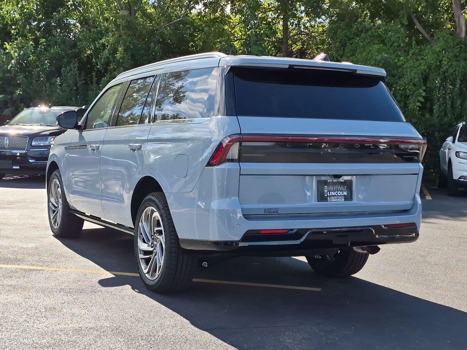 2027 Lincoln Navigator Reserve