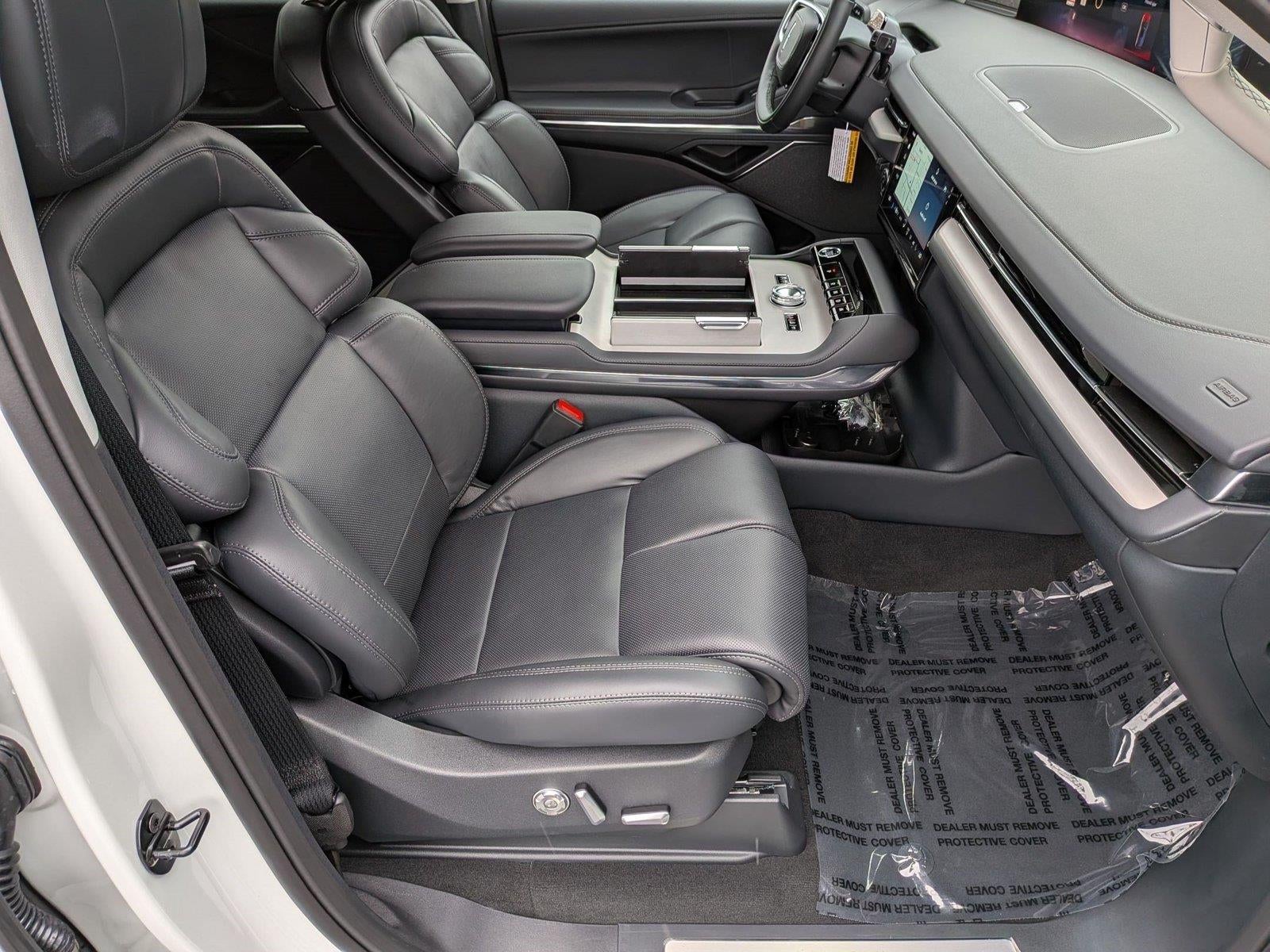 2027 Lincoln Navigator Reserve