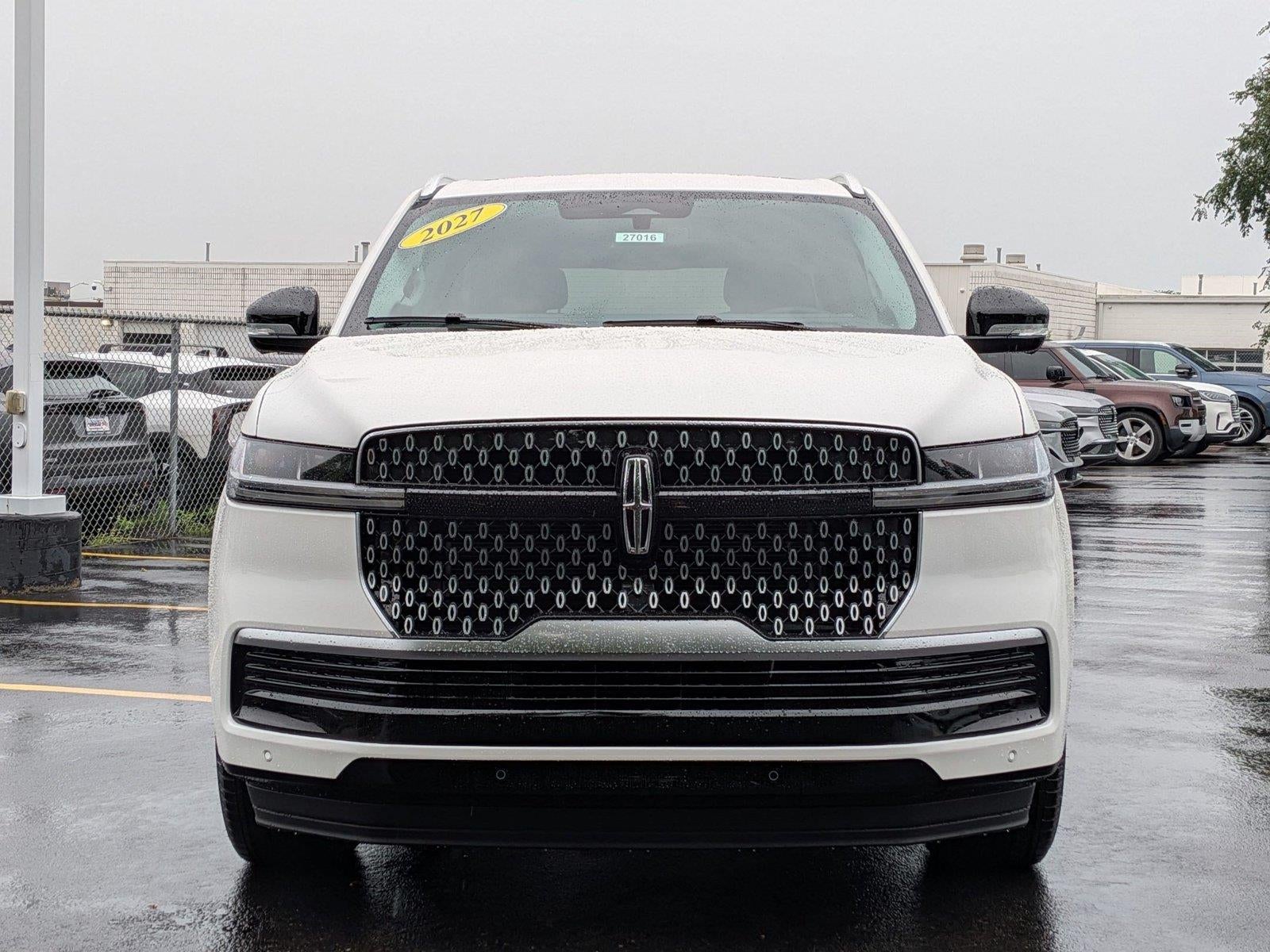 2027 Lincoln Navigator Reserve